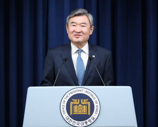 조태용 신임 국가안보실장이 30일 서울 용산 대통령실 청사 브리핑룸에서 인사말을 하고 있다. 연합뉴스